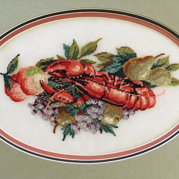 VTG Custom Framed Needlepoint/Petit Point/Cross Stitch Picture Mesh Canvas - Picture 1 of 4